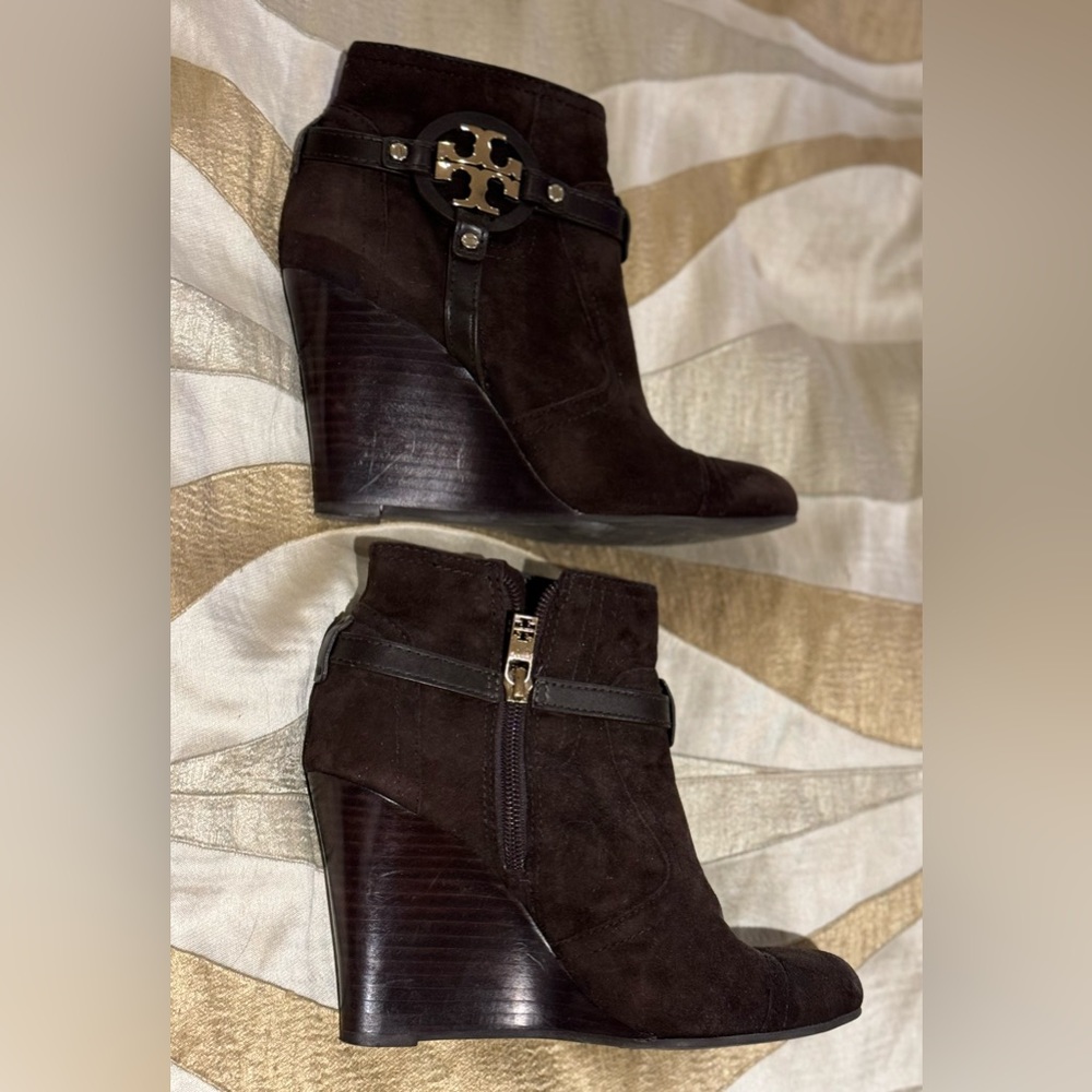 Tory Burch booties in great condition